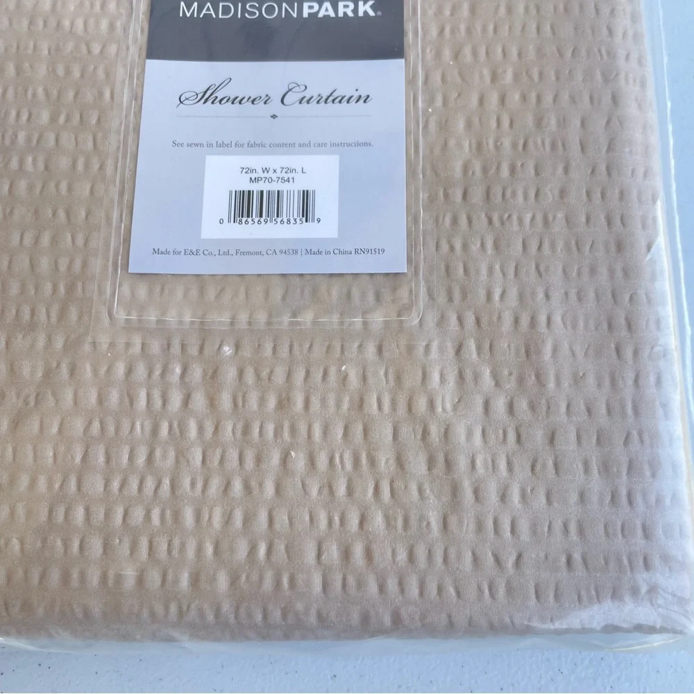 Madison Park Ara Ombre Printed Fabric 72